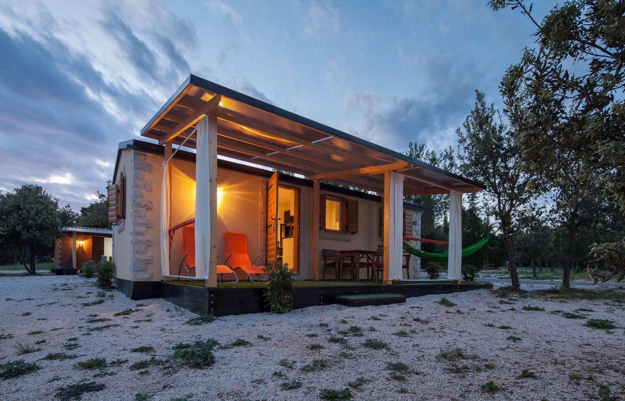 Zaton Mobile Homes