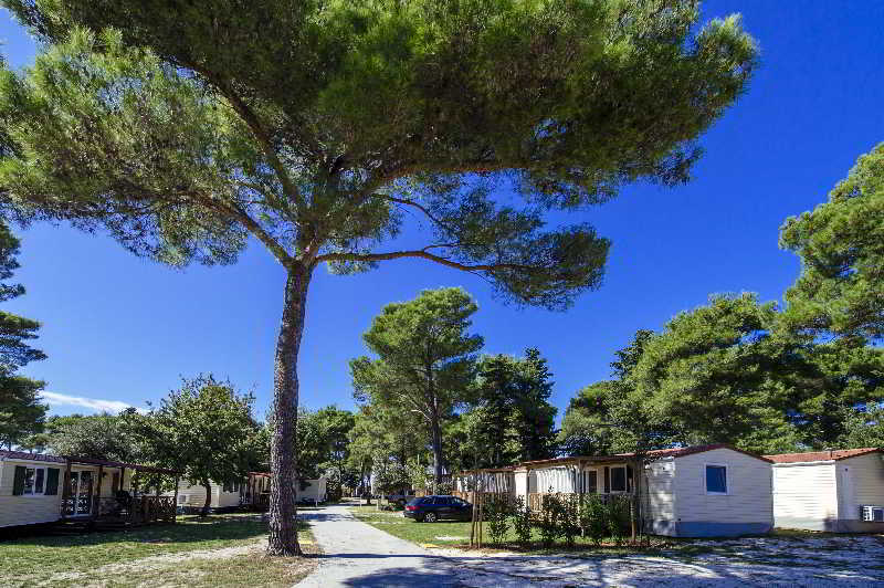 Zaton Mobile Homes 2* Nin